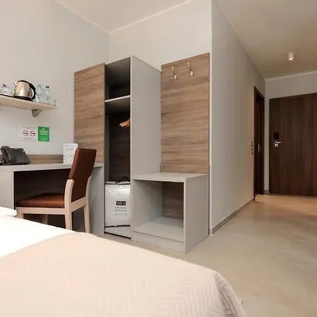 West - Airport Hotel Poznan