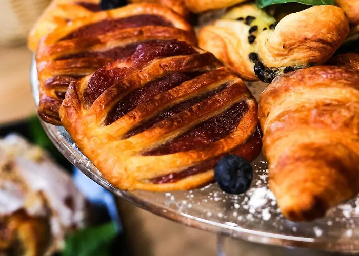 West - Airport Ξενοδοχείο 3*