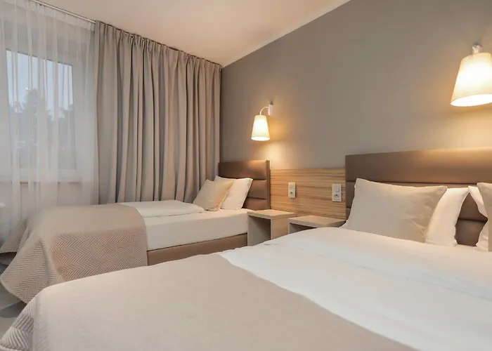 West - Airport Ξενοδοχείο 3*