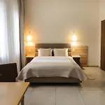 West - Airport Hotel