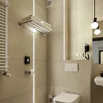 West - Airport Hotel