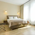 West - Airport Hotel