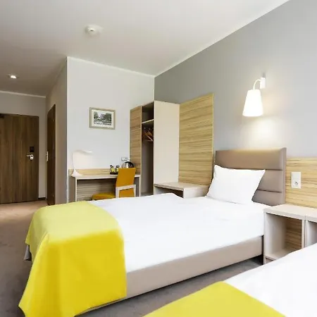 West - Airport Hotel Poznaň