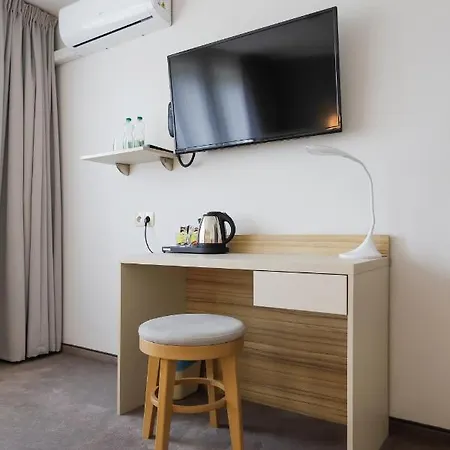 West - Airport Hotel Poznaň