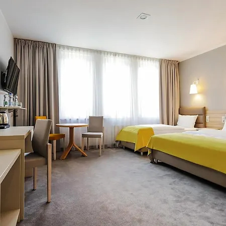 Hotel West - Airport Poznaň