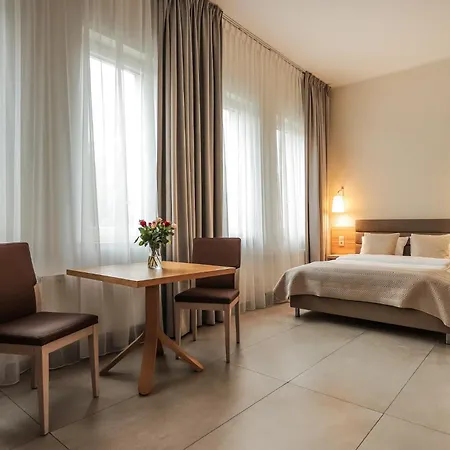 West - Airport Hotel Poznan