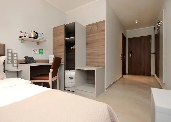 West - Airport Hotel Poznan