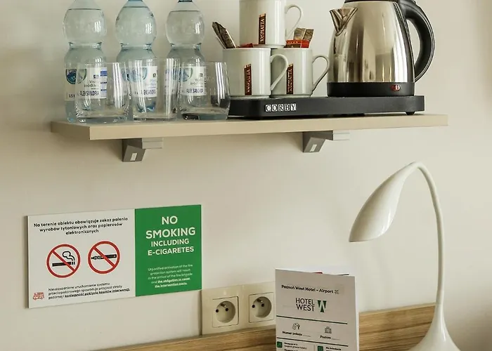 West - Airport Hotell Poznań