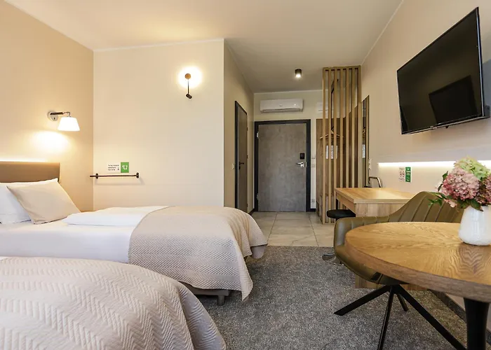 Hotel West - Airport Poznan